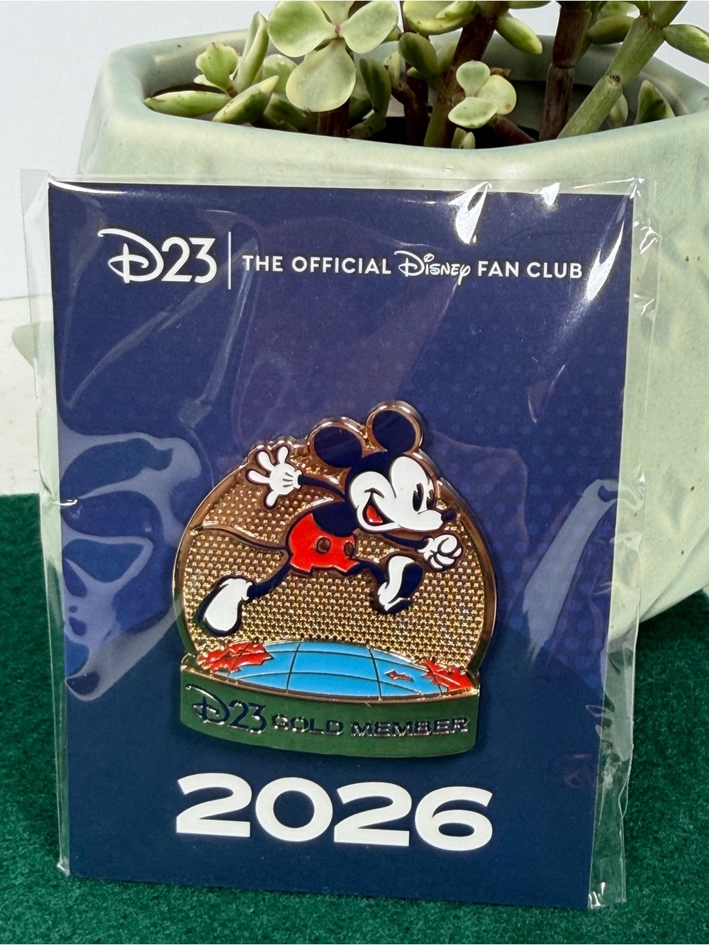 Disney D23 Gold Member 2026 Mickey Mouse Exclusive Pin Sealed